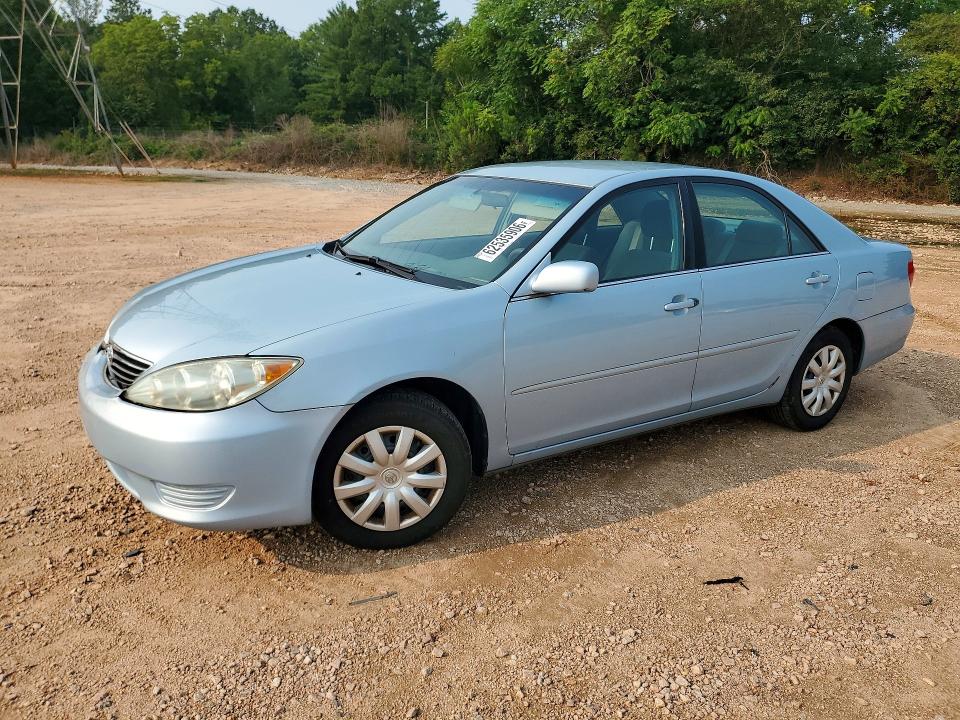2005 Toyota Camry მანქანა იყიდება აუქციონზე, vin: 4T1BE32K85U543490, აუქციონის ნომერი: 62535906