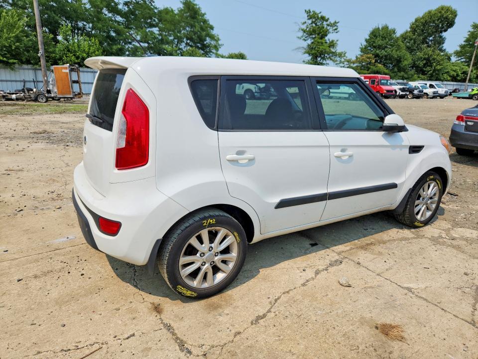 61087476 :رقم المزاد ، KNDJT2A67D7501460 vin ، 2013 Kia Soul مزاد بيع