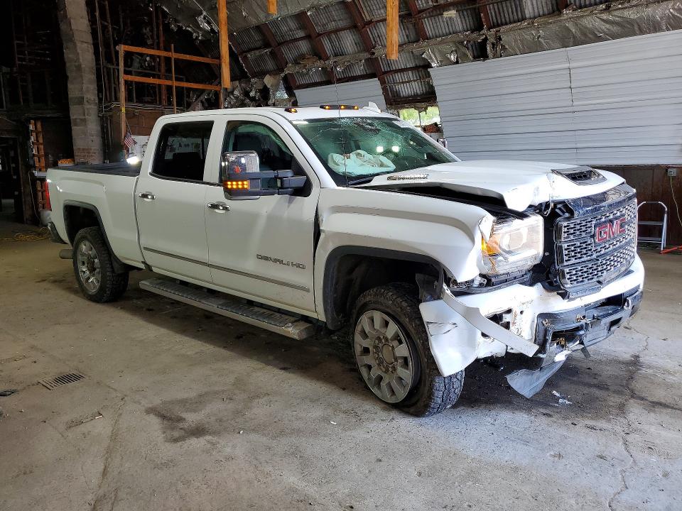 Продажа на аукционе авто 2018 Gmc Sierra, vin: 1GT12UEY4JF275924, номер лота: 61949156