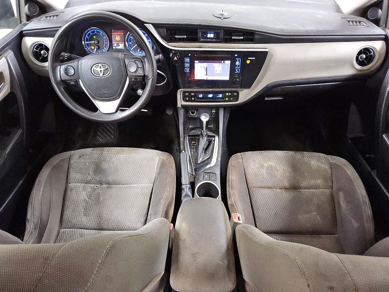 61195836 :رقم المزاد ، 5YFBURHE9HP645684 vin ، 2017 Toyota Corolla مزاد بيع
