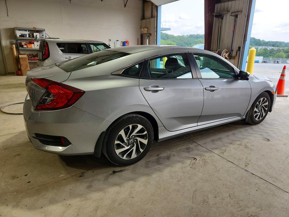 Продажа на аукционе авто 2016 Honda Civic, vin: 19XFC2F73GE244289, номер лота: 62848386