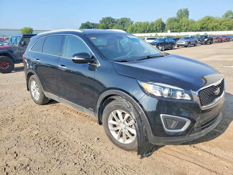 62999206 :رقم المزاد ، 5XYPGDA39JG371793 vin ، 2018 Kia Sorento مزاد بيع