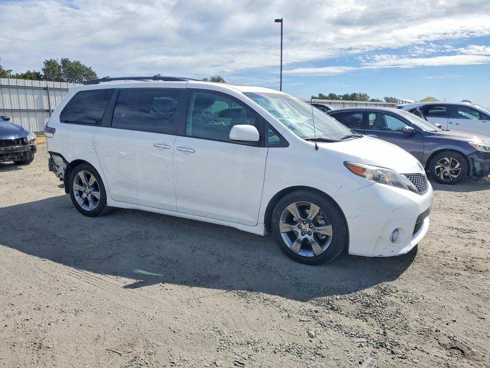 Продаж на аукціоні авто 2014 Toyota Sienna, vin: 5TDXK3DC9ES500239, номер лоту: 61727916