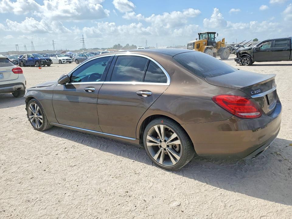 58985526 :رقم المزاد ، WDDWF4JB9GR183989 vin ، 2016 Mercedes-benz C مزاد بيع