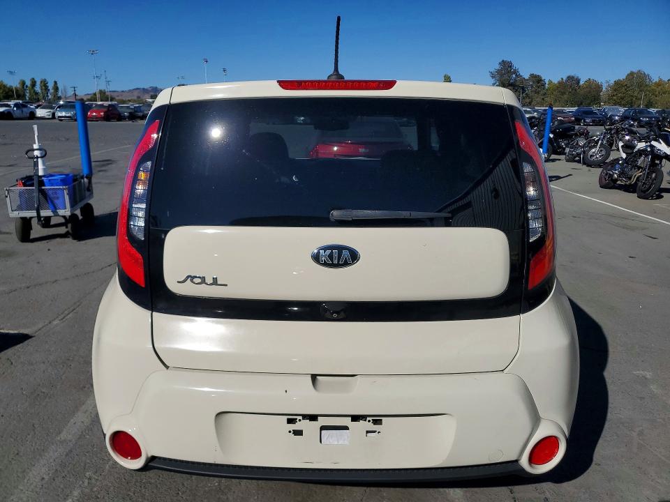 62615666 :رقم المزاد ، KNDJX3A57F7213104 vin ، 2015 Kia Soul مزاد بيع