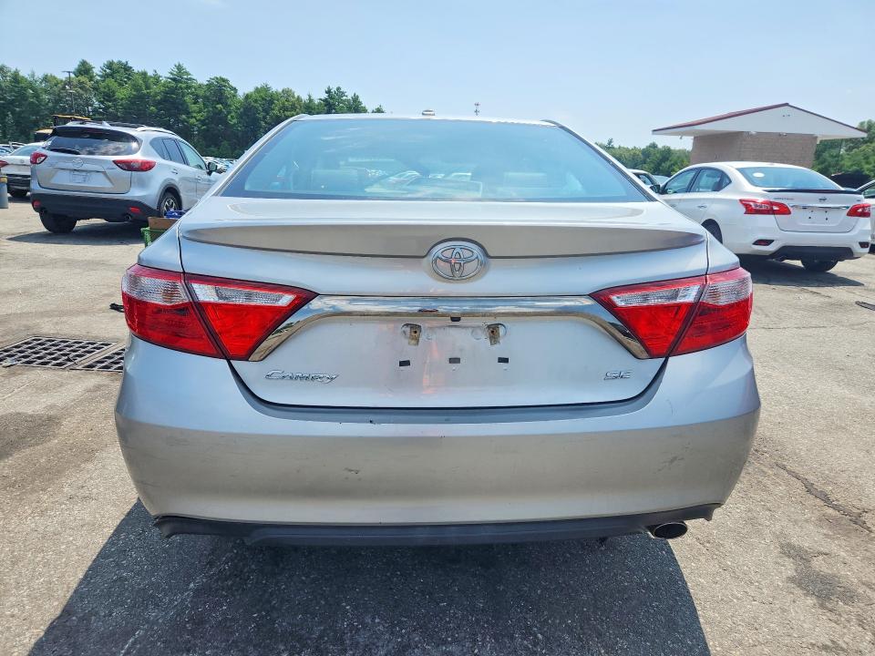 Aukcja sprzedaży 2015 Toyota Camry, vin: 4T1BF1FK8FU977812, numer aukcji: 60863486