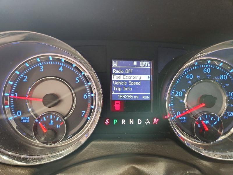 2015 Chrysler Town & Country მანქანა იყიდება აუქციონზე, vin: 2C4RC1BG1FR538073, აუქციონის ნომერი: 61566246