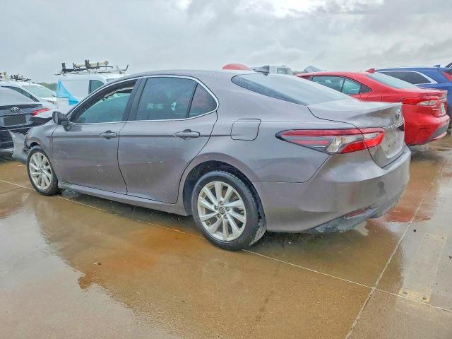Продаж на аукціоні авто 2022 Toyota Camry, vin: 4T1C11AK7NU005725, номер лоту: 61234406
