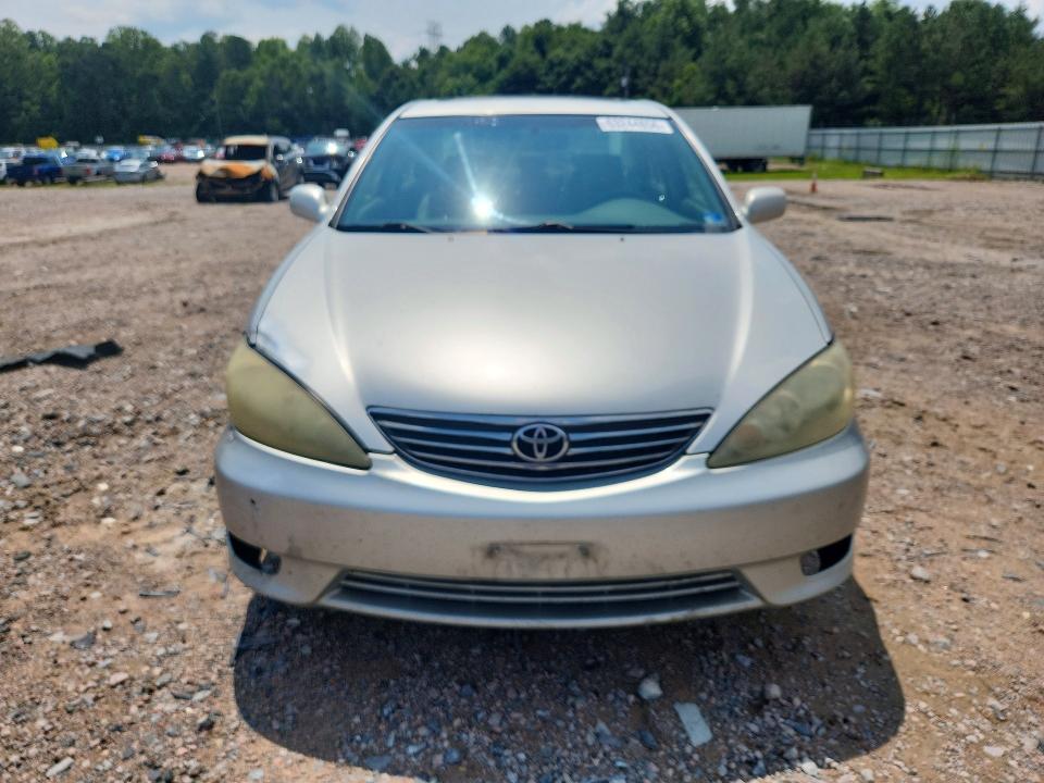 2006 Toyota Camry მანქანა იყიდება აუქციონზე, vin: 4T1BE30KX6U658192, აუქციონის ნომერი: 63244856