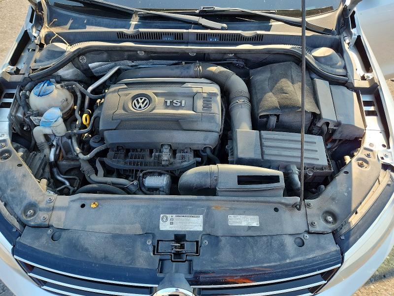 60989496 :رقم المزاد ، 3VWD17AJ1FM296454 vin ، 2015 Volkswagen Jetta مزاد بيع
