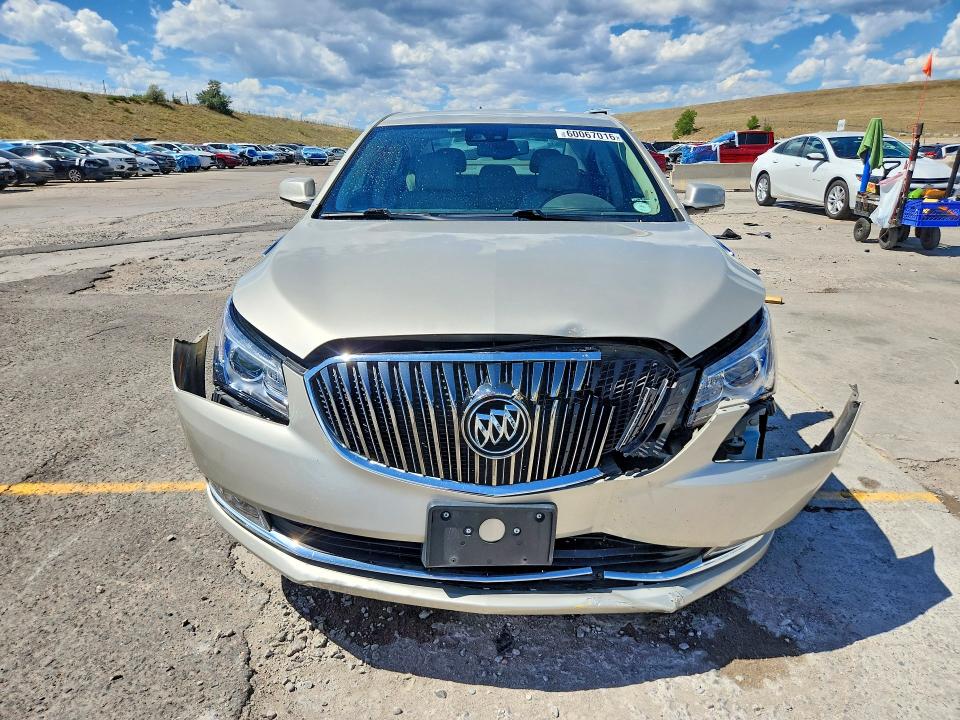 60067016 :رقم المزاد ، 1G4GE5G39GF113669 vin ، 2016 Buick Lacrosse مزاد بيع