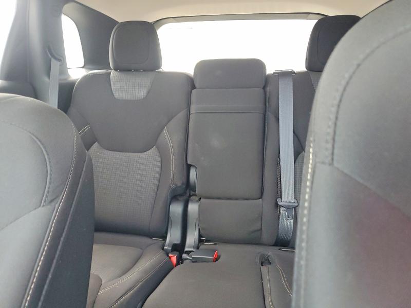 Продаж на аукціоні авто 2015 Jeep Cherokee, vin: 1C4PJLCB1FW766657, номер лоту: 61380666