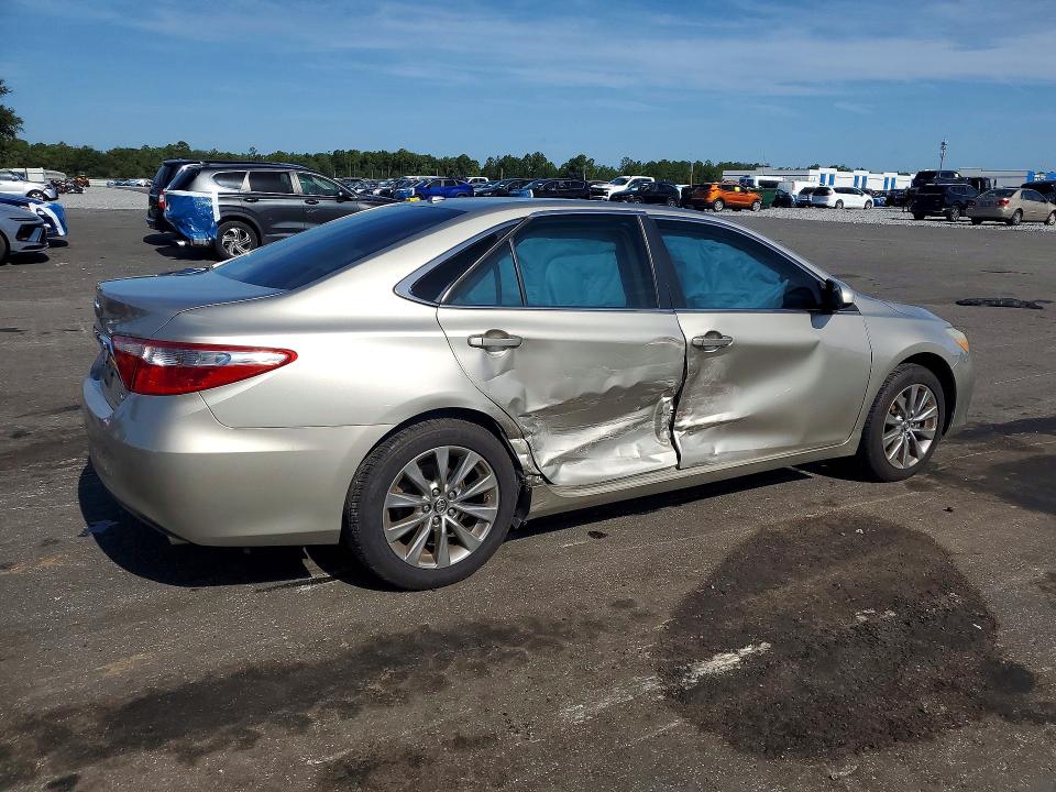 Aukcja sprzedaży 2017 Toyota Camry, vin: 4T1BF1FK8HU690327, numer aukcji: 60093806