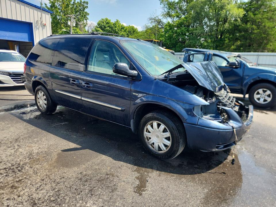 61960206 :رقم المزاد ، 2A4GP54LX7R289040 vin ، 2007 Chrysler Town & Country مزاد بيع