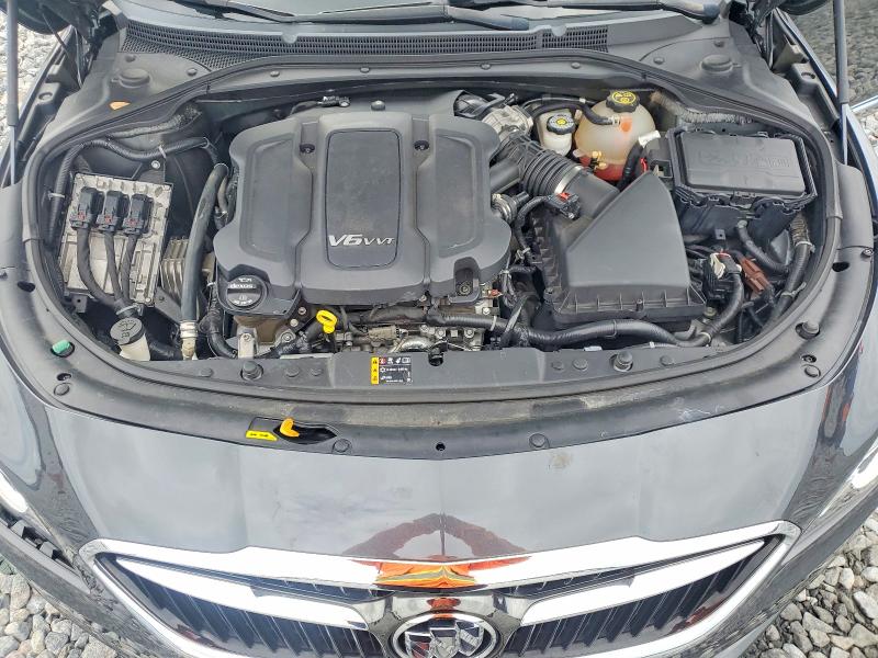 63607496 :رقم المزاد ، 1G4ZP5SSXHU175435 vin ، 2017 Buick Lacrosse مزاد بيع