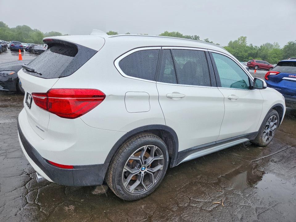 2021 Bmw X1 მანქანა იყიდება აუქციონზე, vin: WBXJG9C06M5S54128, აუქციონის ნომერი: 63043946