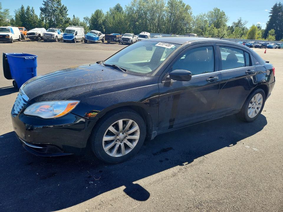 62351486 :رقم المزاد ، 1C3CCBAB4DN733701 vin ، 2013 Chrysler 200 مزاد بيع