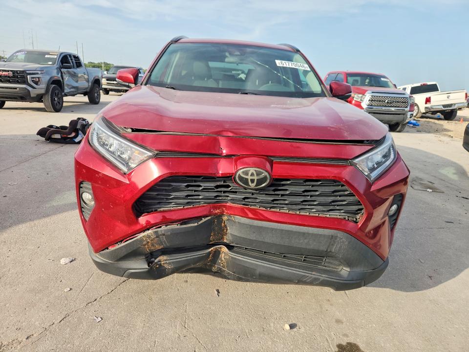 Продажа на аукционе авто 2021 Toyota Rav4, vin: 2T3W1RFV0MW135592, номер лота: 61770046