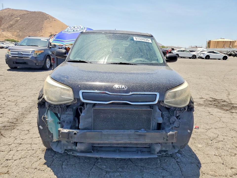 61334226 :رقم المزاد ، KNDJN2A28F7205261 vin ، 2015 Kia Soul مزاد بيع