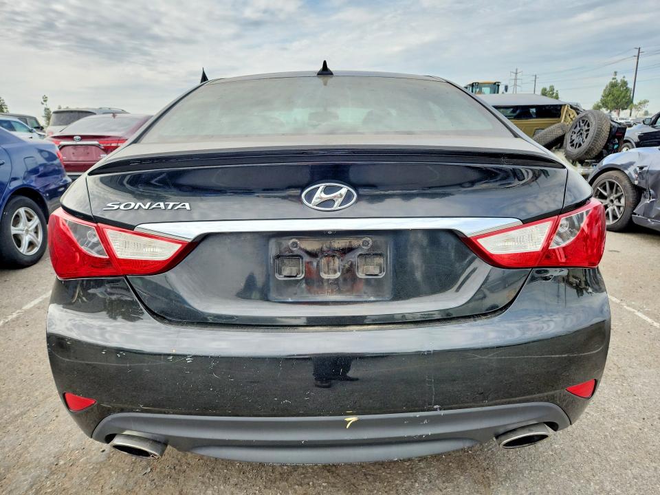 61756016 :رقم المزاد ، 5NPEC4ACXEH924985 vin ، 2014 Hyundai Sonata مزاد بيع