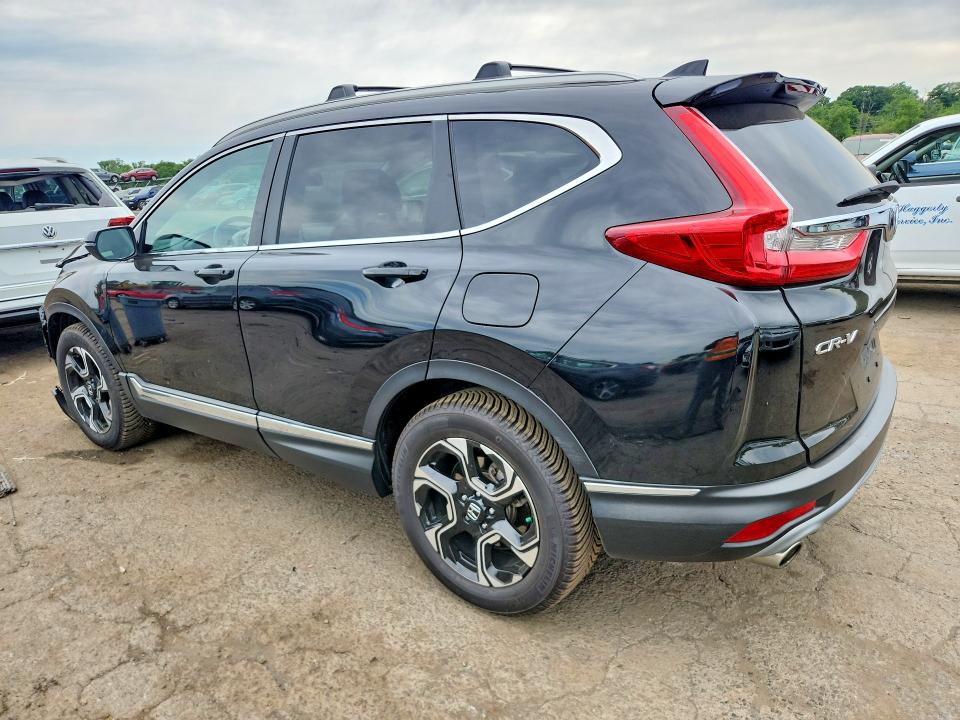 Продажа на аукционе авто 2018 Honda Cr-v, vin: 7FARW2H99JE008061, номер лота: 61275456