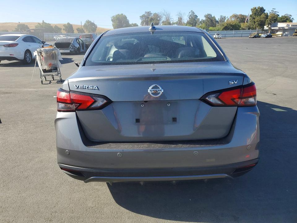 62968706 :رقم المزاد ، 3N1CN8EV5ML830387 vin ، 2021 Nissan Versa مزاد بيع