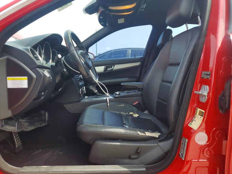 Продажа на аукционе авто 2013 Mercedes-benz C, vin: WDDGF4HB5DR288776, номер лота: 60359106