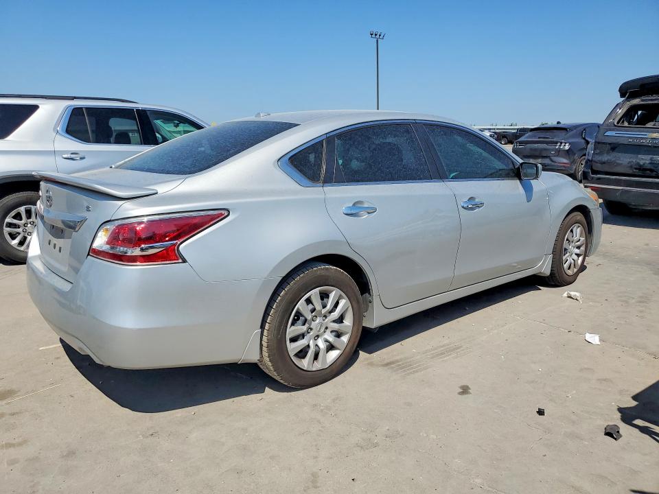 Продаж на аукціоні авто 2015 Nissan Altima, vin: 1N4AL3AP2FN349896, номер лоту: 60061736
