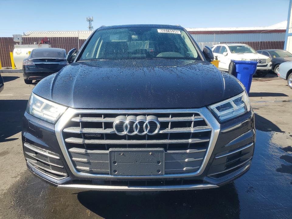 Продажа на аукционе авто 2018 Audi Q5, vin: WA1BNAFY6J2083754, номер лота: 60374536