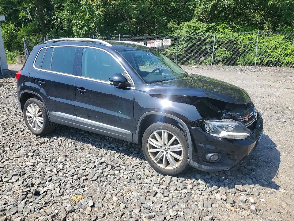 2013 Volkswagen Tiguan მანქანა იყიდება აუქციონზე, vin: WVGBV7AX8DW510173, აუქციონის ნომერი: 85456135
