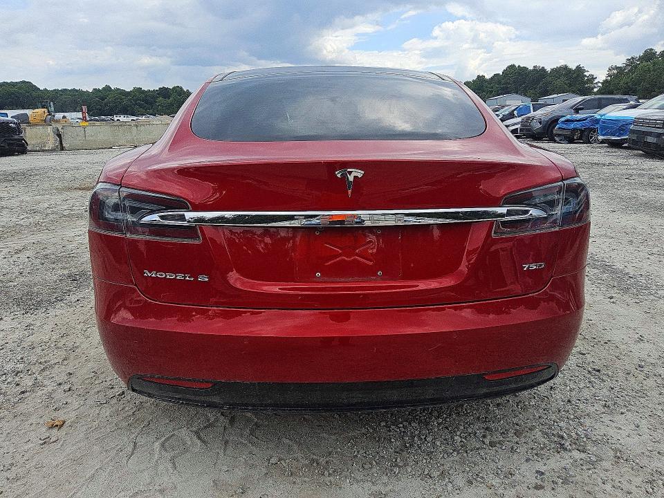 56339466 :رقم المزاد ، 5YJSA1E26GF160840 vin ، 2016 Tesla Model S مزاد بيع
