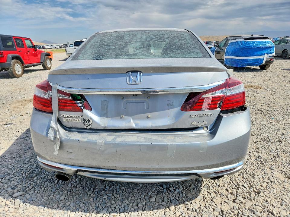 62108386 :رقم المزاد ، 1HGCR2F59GA221555 vin ، 2016 Honda Accord مزاد بيع