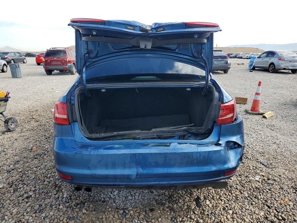58205686 :رقم المزاد ، 3VW2B7AJ9HM267484 vin ، 2017 Volkswagen Jetta مزاد بيع