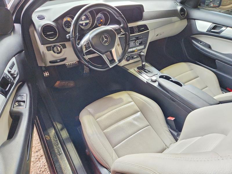 Продажа на аукционе авто 2013 Mercedes-benz C, vin: WDDGJ4HB7DG053015, номер лота: 60090806