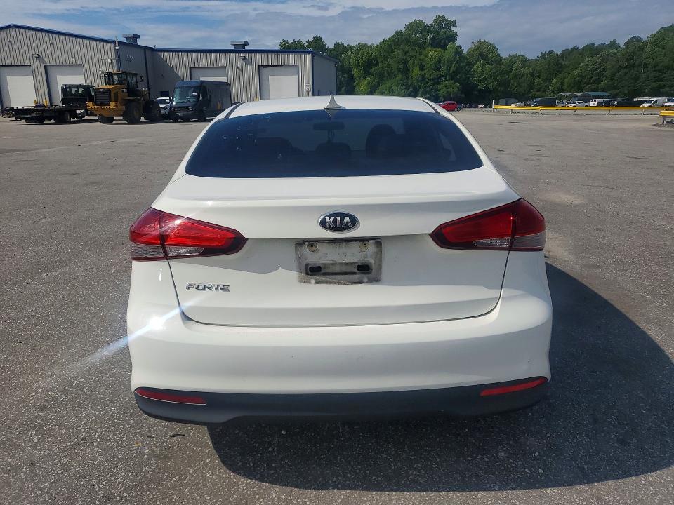 Продаж на аукціоні авто 2018 Kia Forte, vin: 3KPFK4A7XJE268179, номер лоту: 61116926
