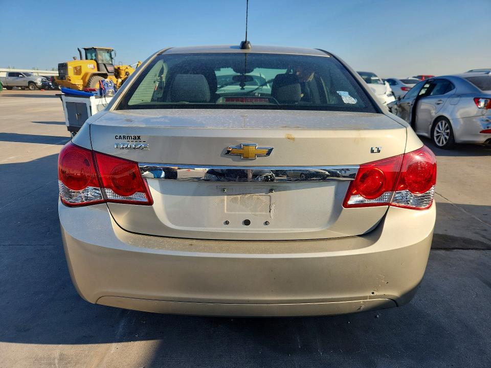 60143056 :رقم المزاد ، 1G1PE5SB1G7124879 vin ، 2016 Chevrolet Cruze Limited مزاد بيع