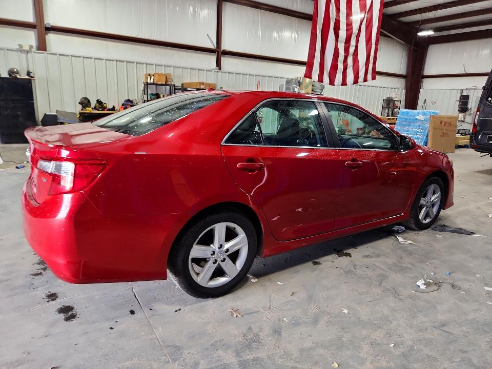 60798926 :رقم المزاد ، 4T1BF1FK4DU699195 vin ، 2013 Toyota Camry مزاد بيع