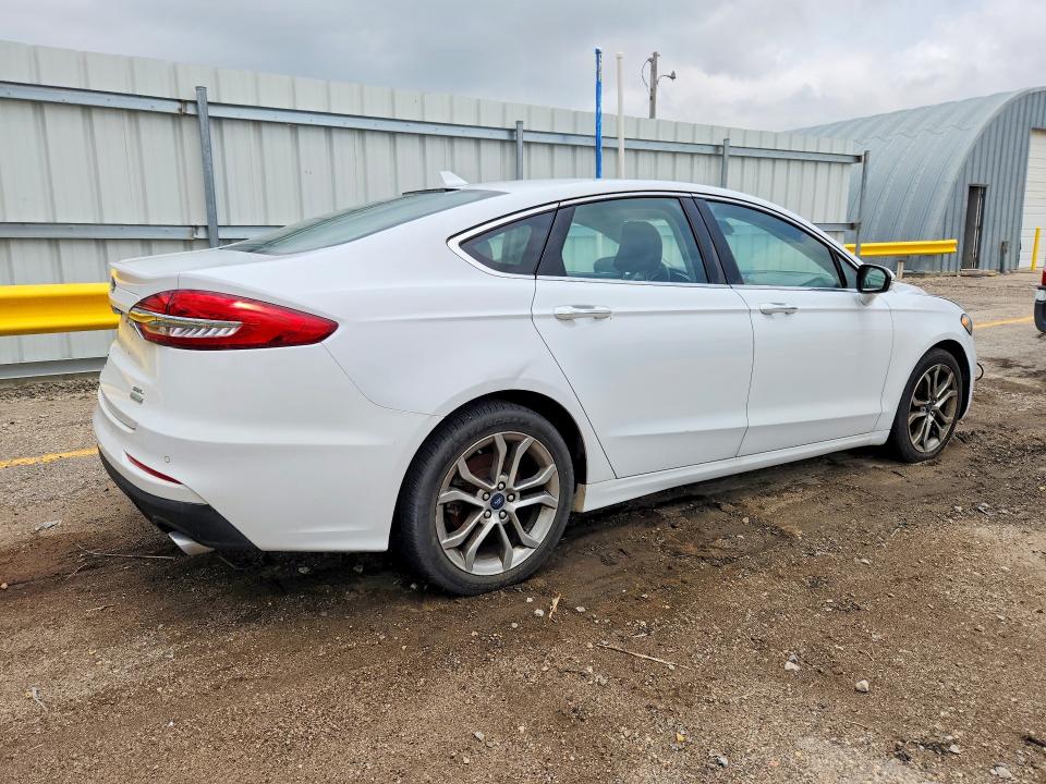 Продажа на аукционе авто 2019 Ford Fusion, vin: 3FA6P0CD2KR150673, номер лота: 61878076