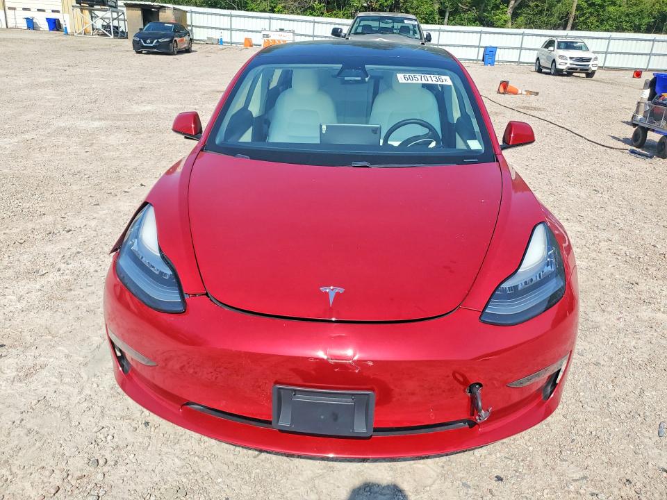 60570136 :رقم المزاد ، 5YJ3E1EB1MF862391 vin ، 2021 Tesla Model 3 مزاد بيع