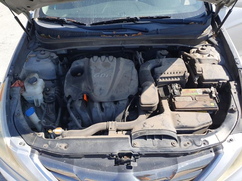 61735226 :رقم المزاد ، 5NPEC4AC7BH277778 vin ، 2011 Hyundai Sonata مزاد بيع