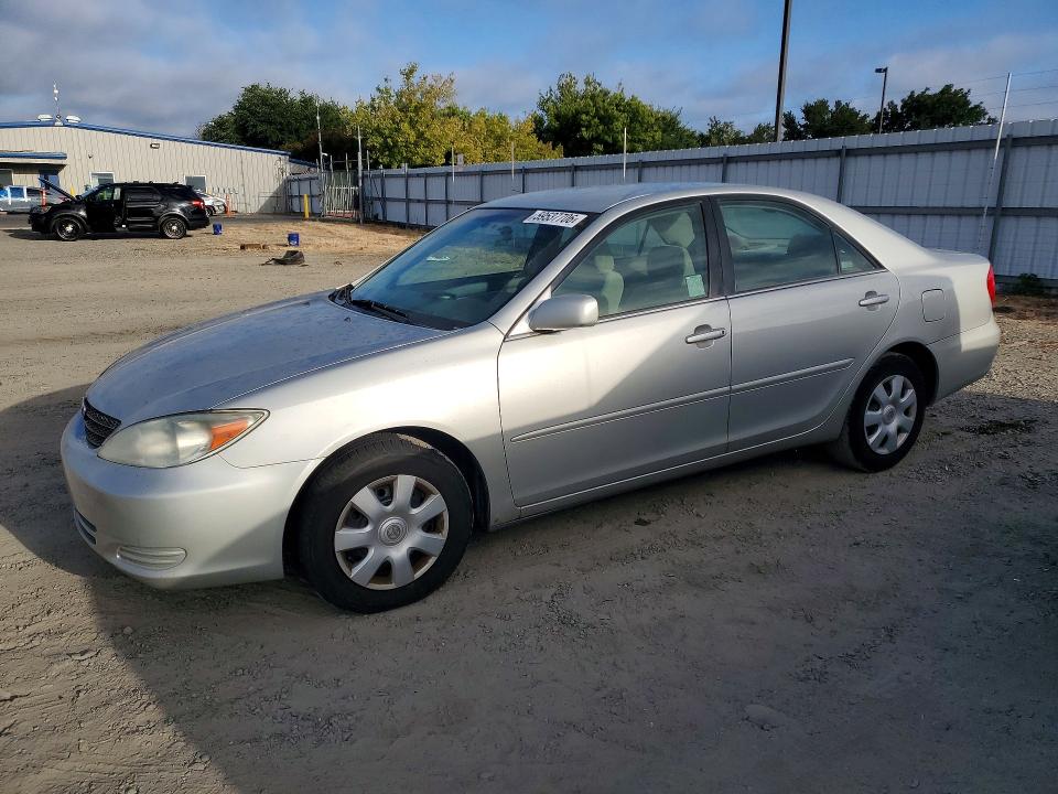 59537706 :رقم المزاد ، 4T1BE32K94U908595 vin ، 2004 Toyota Camry مزاد بيع