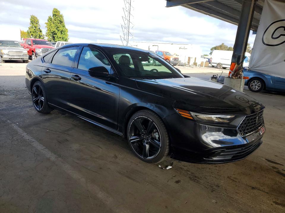 62697866 :رقم المزاد ، 1HGCY2F7XPA070651 vin ، 2023 Honda Accord مزاد بيع