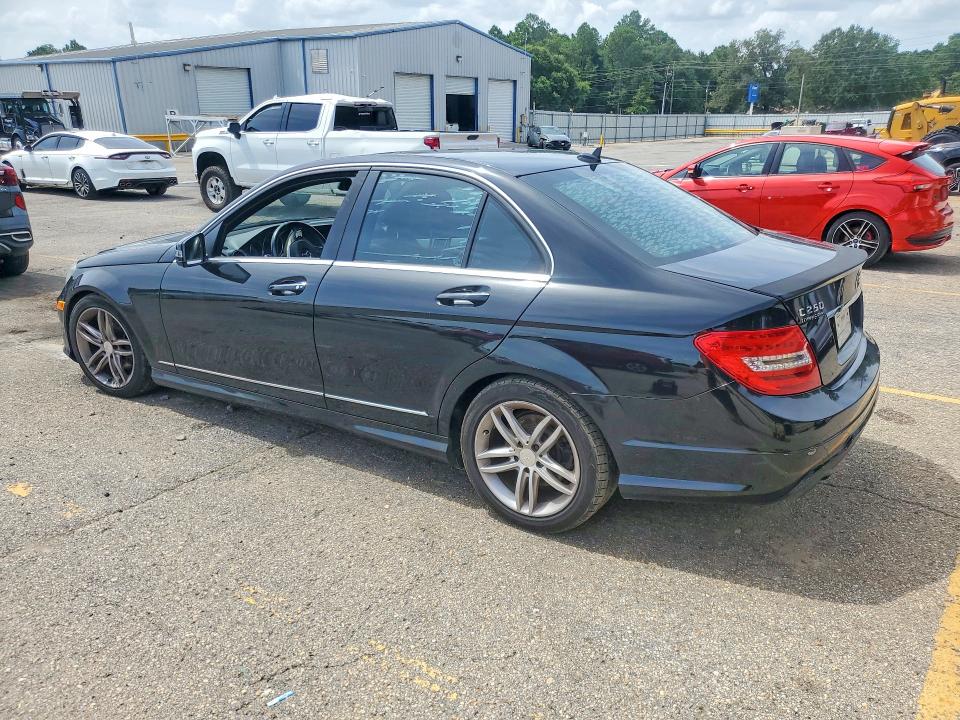 62342266 :رقم المزاد ، WDDGF4HB7DR276077 vin ، 2013 Mercedes-benz C مزاد بيع