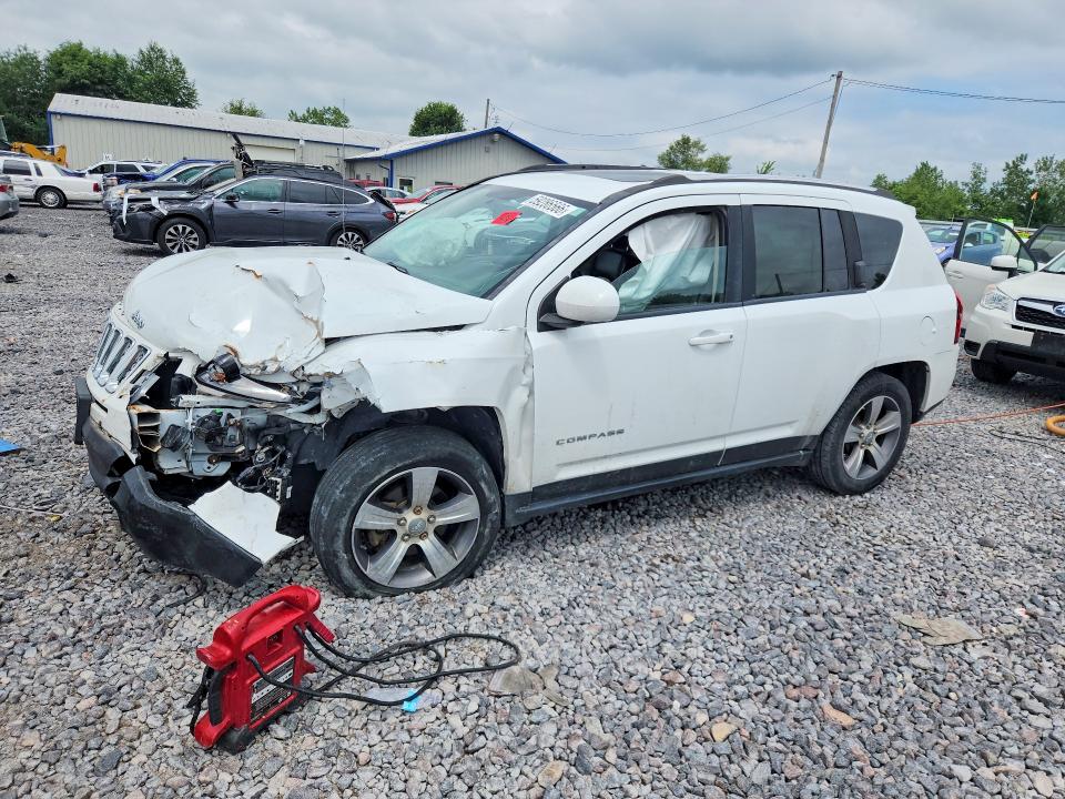 Auction sale of the 2016 Jeep Compass, vin: 1C4NJCEA8GD752022, lot number: 59286566