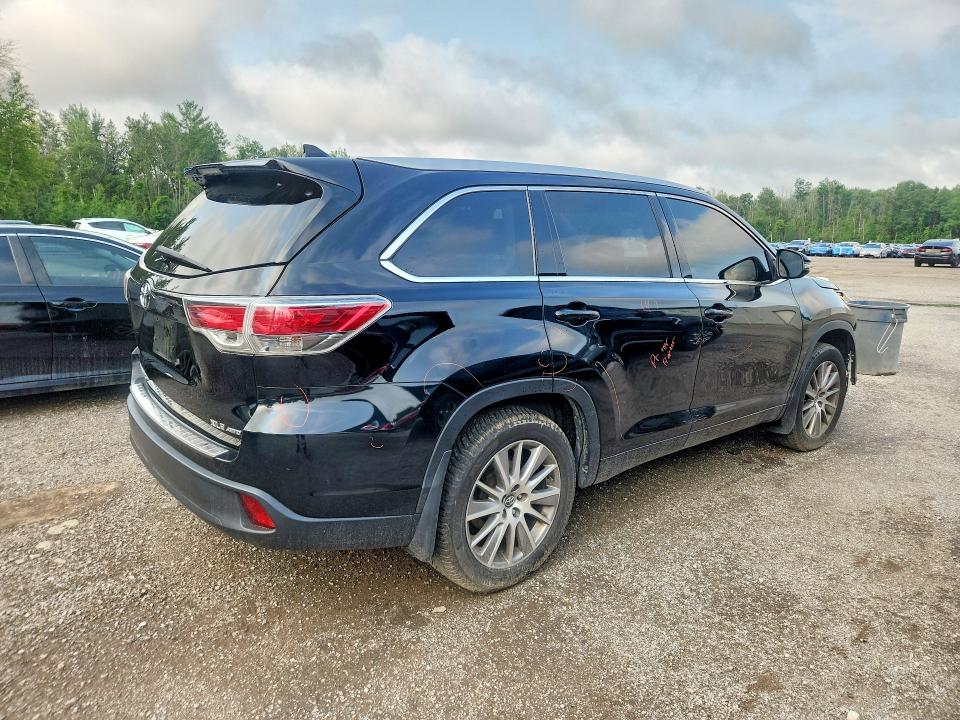 62492106 :رقم المزاد ، 5TDJKRFH9GS239909 vin ، 2016 Toyota Highlander مزاد بيع