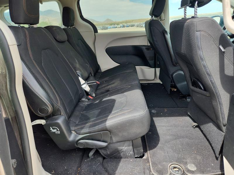 Продаж на аукціоні авто 2017 Chrysler Pacifica, vin: 2C4RC1DG4HR611145, номер лоту: 61429816