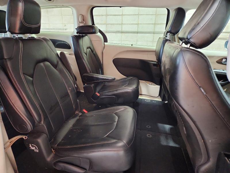 60515496 :رقم المزاد ، 2C4RC1DGXLR286137 vin ، 2020 Chrysler Voyager مزاد بيع