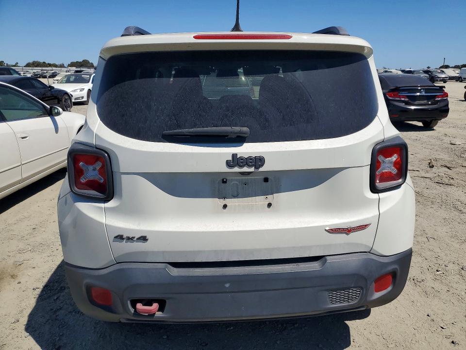 Продаж на аукціоні авто 2015 Jeep Renegade, vin: ZACCJBCT0FPC12427, номер лоту: 61839366