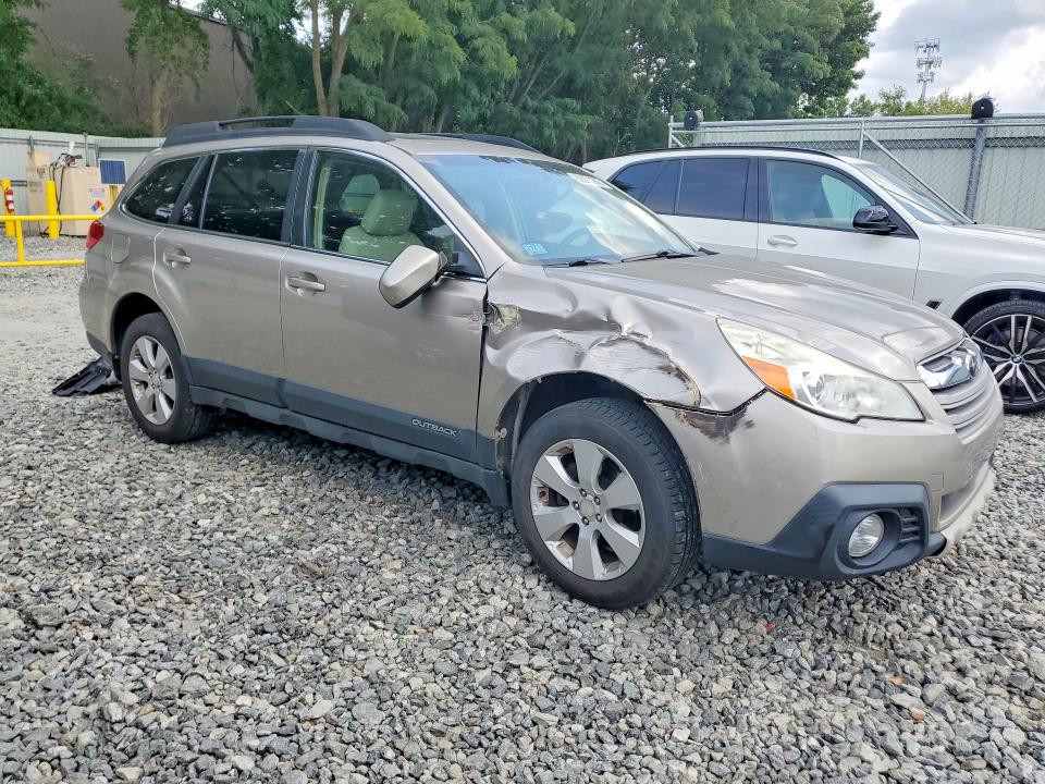 Продаж на аукціоні авто 2014 Subaru Outback, vin: 4S4BRBNC8E3226026, номер лоту: 62271266