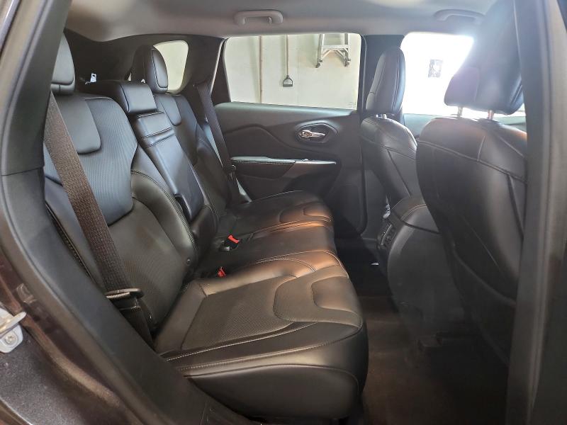 59869006 :رقم المزاد ، 1C4PJMDXXKD258046 vin ، 2019 Jeep Cherokee مزاد بيع